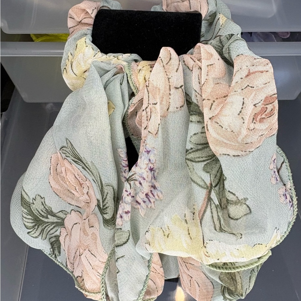 Floral Print Hair Scrunchie with a Tail